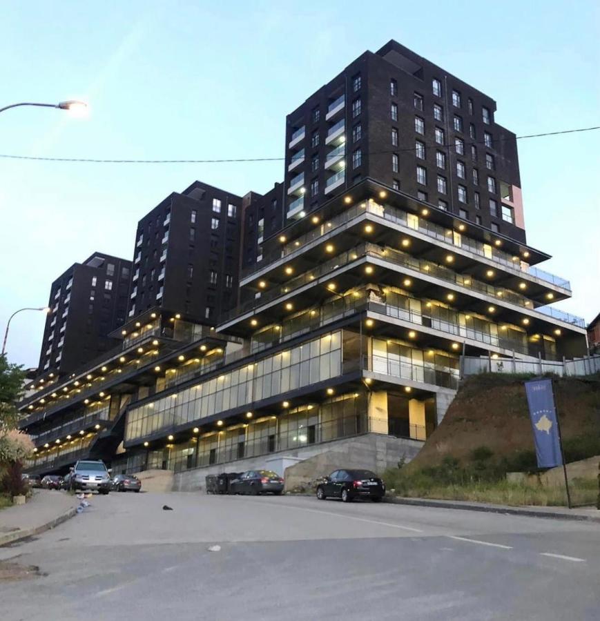 Daf Apartaments Pristina Eksteriør bilde